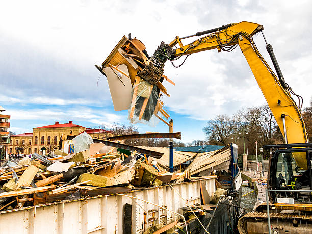 Best Basement Cleanout Services  in Walbridge, OH